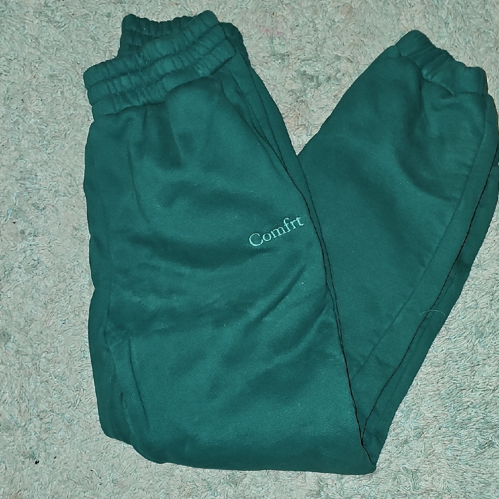 NWOT Comfrt Joggers